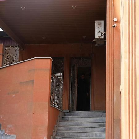 Ivan House Yerevan Exterior photo
